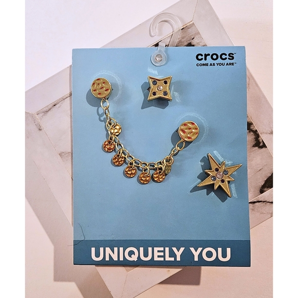 ⭐ CROCS Jibbitz pack NWT - Picture 2 of 3